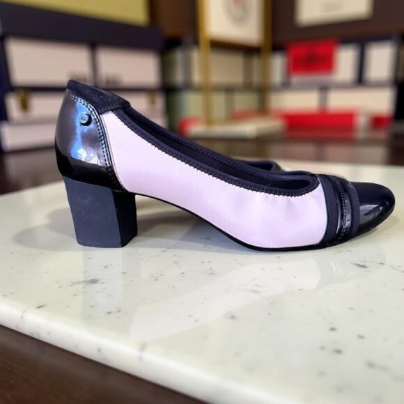 Anne Klein Cream and Black Guardian Leather Dress Block Pump - Size 8.5 - Picture 2 of 5